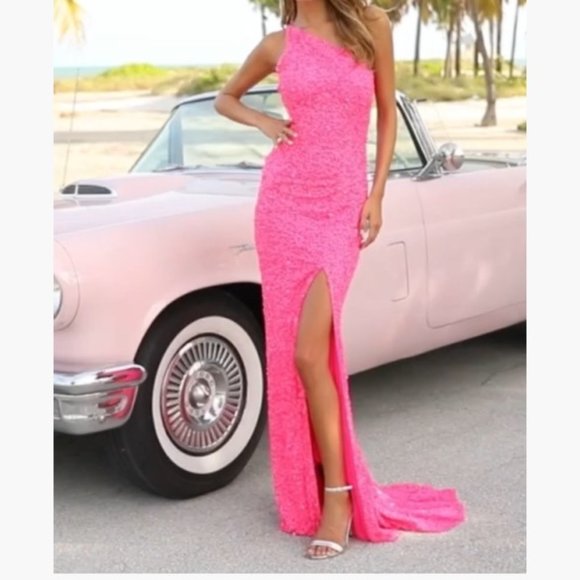 Sherri Hill Pink Sequin Dress NEW With Tags